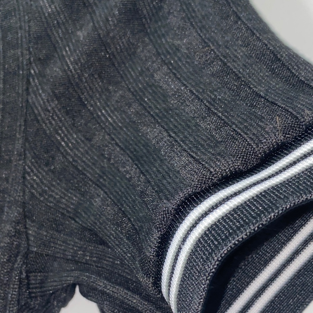 Casual Black Ribbed Dress - Picture 4 of 4